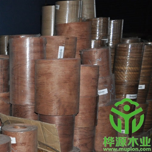 花梨無紡布木皮0.3mm手工貼，花梨薄皮板面漂亮